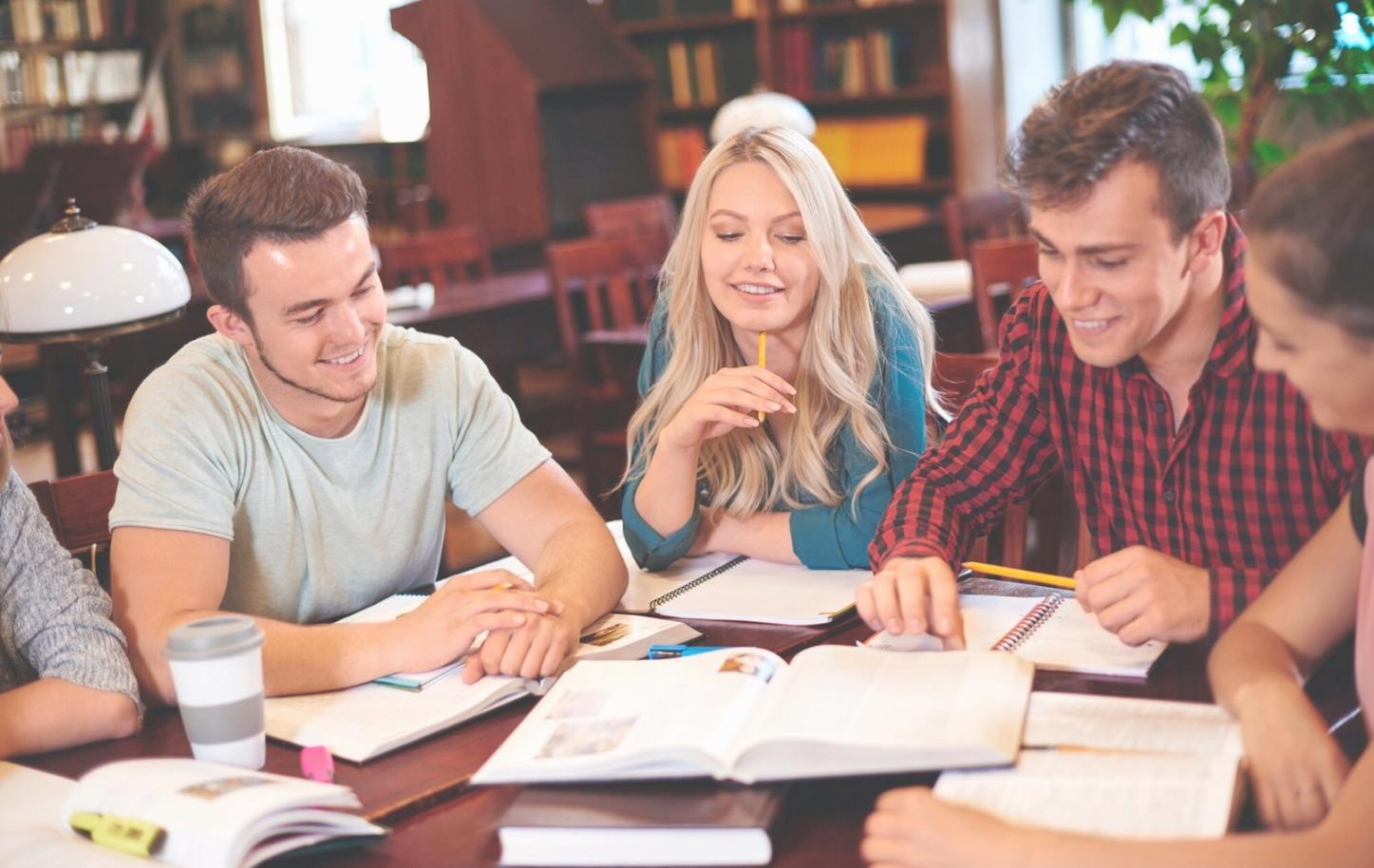 Présentation de projets financiers par les étudiants